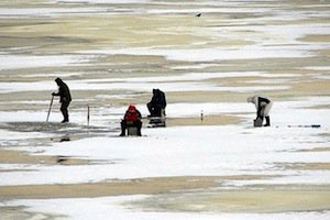 Некоторые меры безопасности на зимней рыбалке - Подрастем